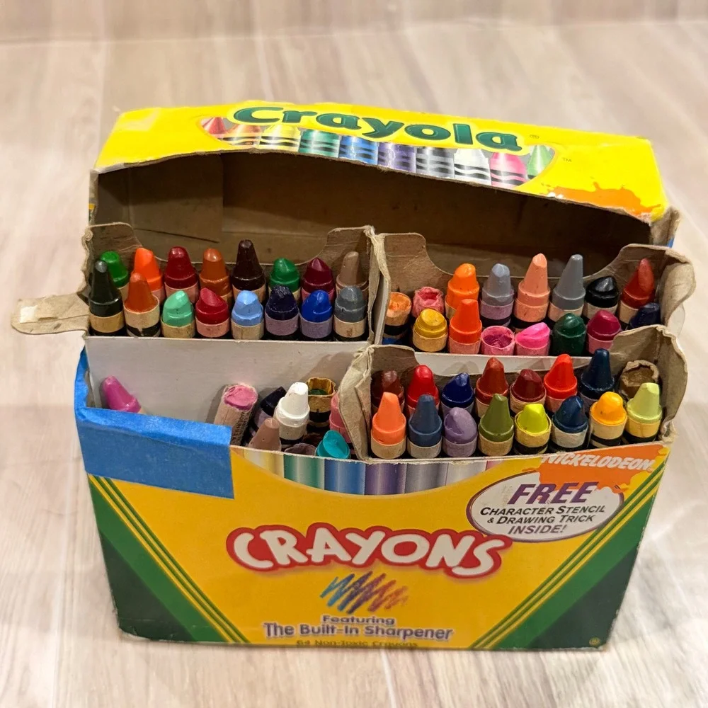 Vintage Crayola 64 Crayon Box w/ Sharpener Nickelodeon‎ Binney & Smith dandelion